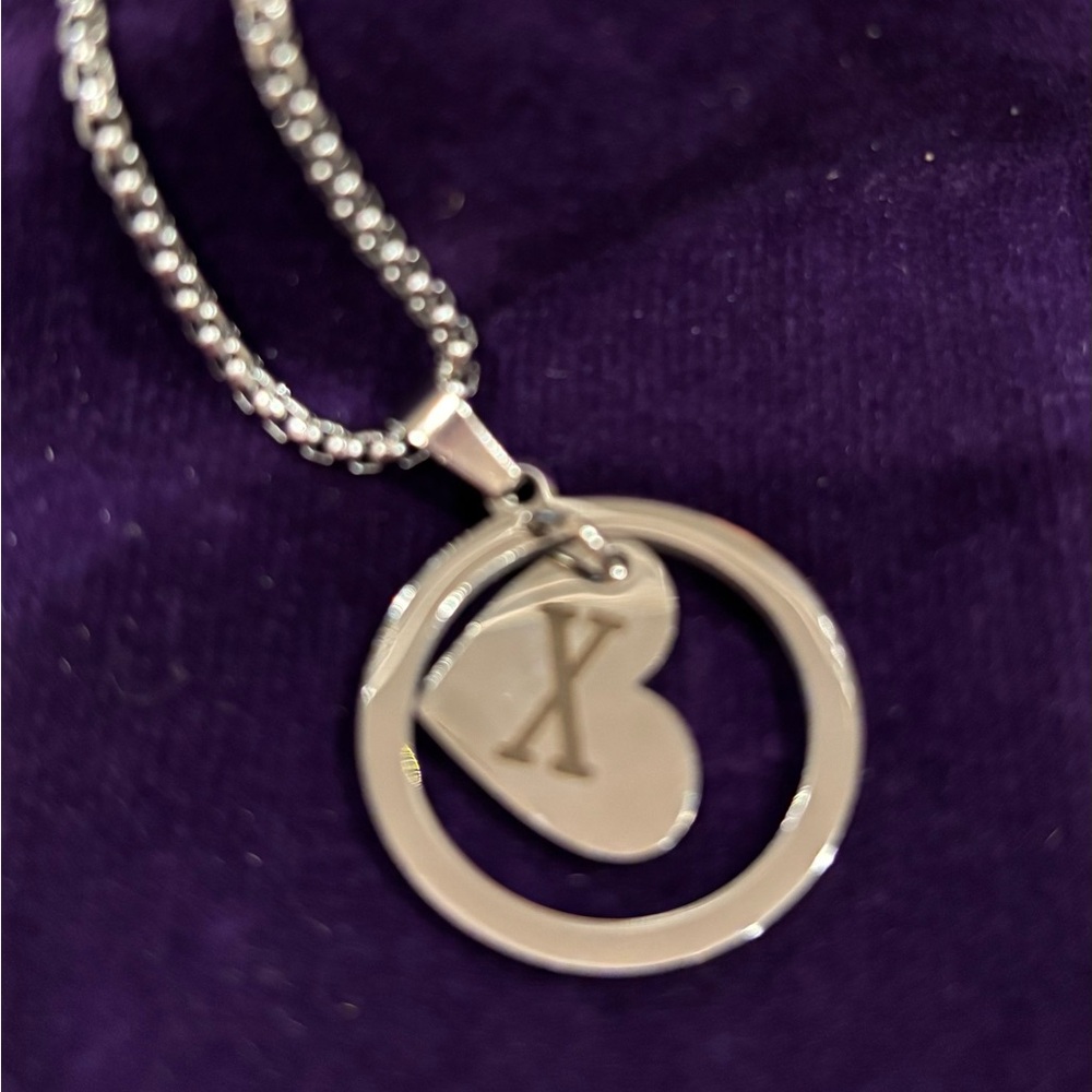 Silver Heart Pendant Necklace‎